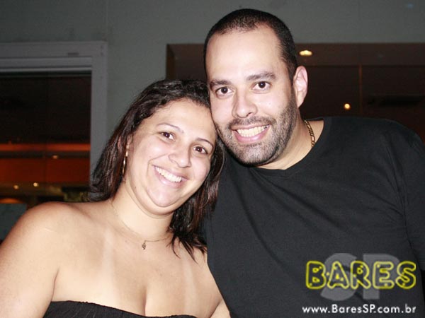 Inimigos da HP no Bar Brahma Aeroclube, zona norte de SP Inimigos da HP no Bar Brahma Aeroclube, zona norte de SP