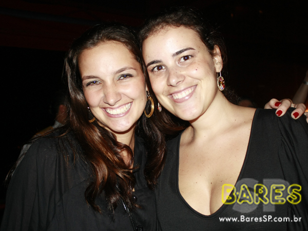 Inimigos da HP no Bar Brahma Aeroclube, zona norte de SP Inimigos da HP no Bar Brahma Aeroclube, zona norte de SP