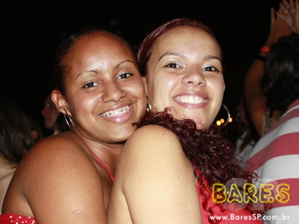 Inimigos da HP no Bar Brahma Aeroclube, zona norte de SP Inimigos da HP no Bar Brahma Aeroclube, zona norte de SP