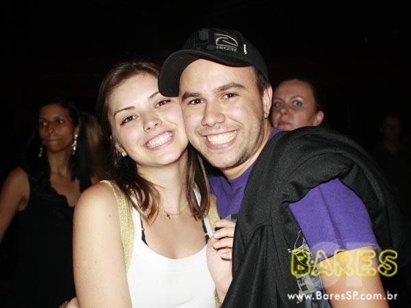 Inimigos da HP no Bar Brahma Aeroclube, zona norte de SP Inimigos da HP no Bar Brahma Aeroclube, zona norte de SP