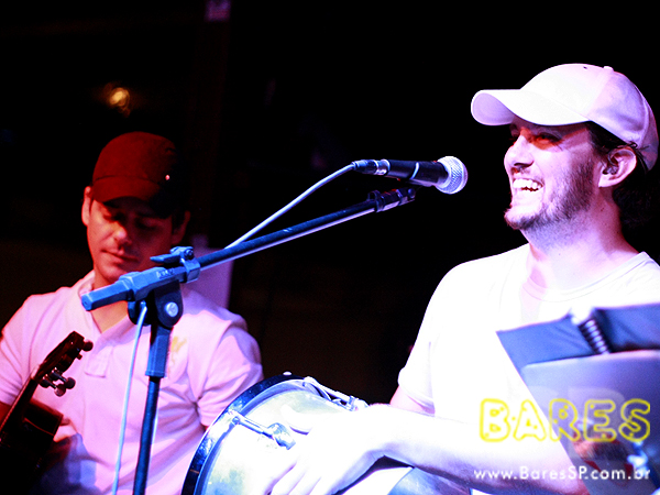 Inimigos da HP no Bar Brahma Aeroclube, zona norte de SP Inimigos da HP no Bar Brahma Aeroclube, zona norte de SP