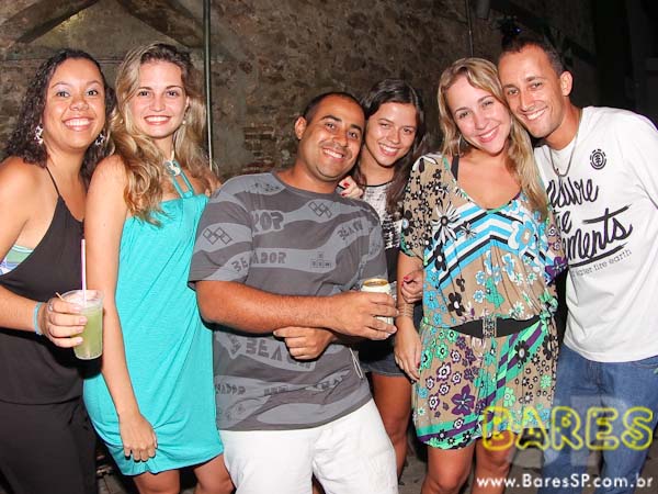 Verão 2010 no Typografia Brasil Bar Verão 2010 no Typografia Brasil Bar