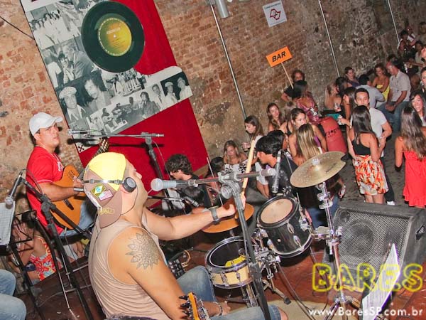 Verão 2010 no Typografia Brasil Bar Verão 2010 no Typografia Brasil Bar