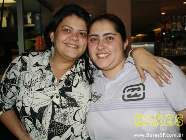 Happy hour com Videokê no Opereta Bar & Videokê Happy hour com Videokê no Opereta Bar & Videokê