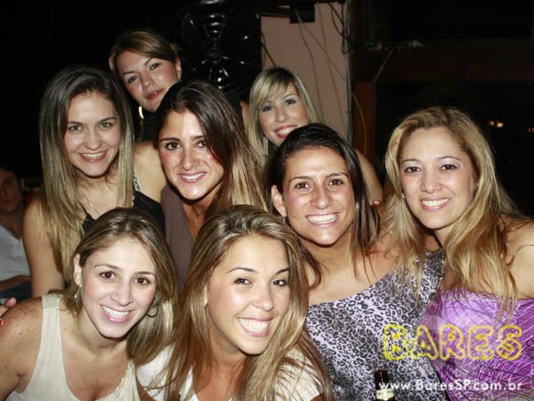 Happy hour com Videokê no Opereta Bar & Videokê Happy hour com Videokê no Opereta Bar & Videokê