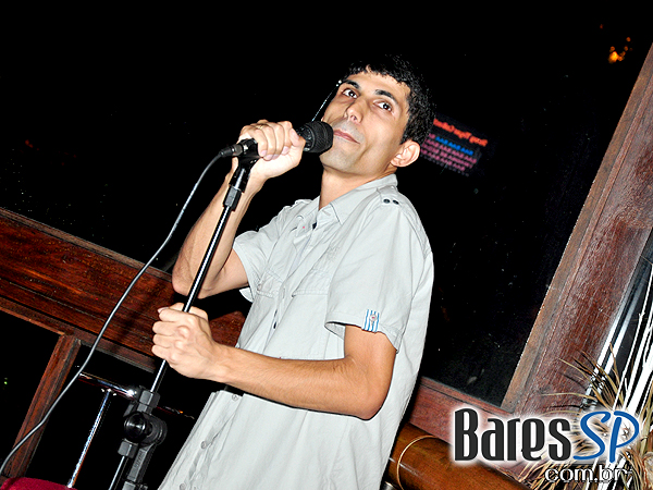 Happy hour com Videokê no Opereta Bar & Videokê Happy hour com Videokê no Opereta Bar & Videokê