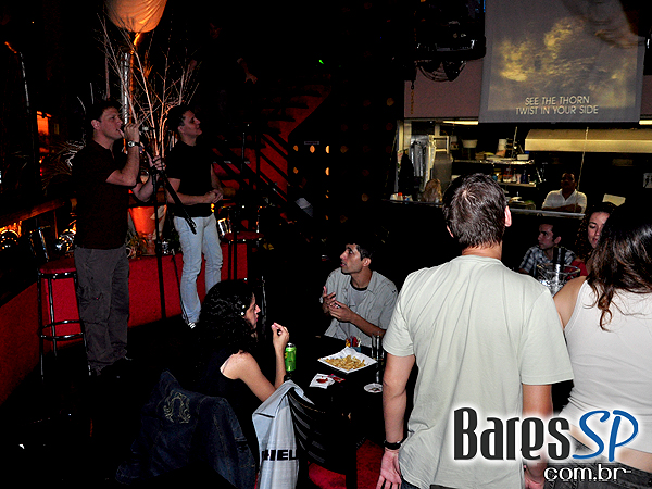 Happy hour com Videokê no Opereta Bar & Videokê Happy hour com Videokê no Opereta Bar & Videokê