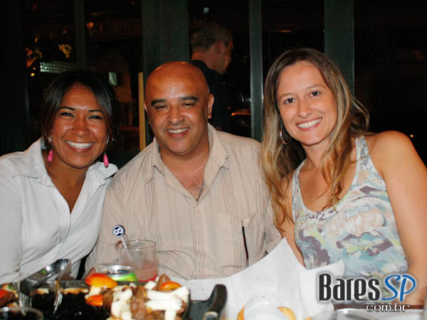 Noite animada na 1ª Cervejaria da Mooca Noite animada na 1ª Cervejaria da Mooca