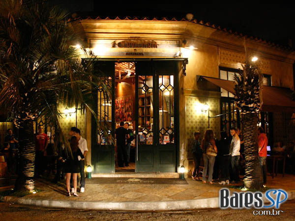 Noite animada na 1ª Cervejaria da Mooca Noite animada na 1ª Cervejaria da Mooca