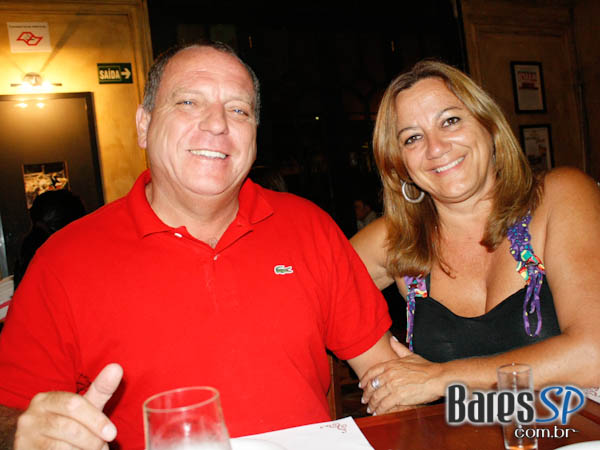 Noite animada na 1ª Cervejaria da Mooca Noite animada na 1ª Cervejaria da Mooca