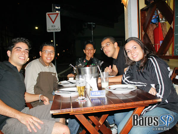 Bar do Melo junta tradição da Itália com a do Nordeste na Mooca! Confira! Bar do Melo junta tradição da Itália com a do Nordeste na Mooca! Confira!