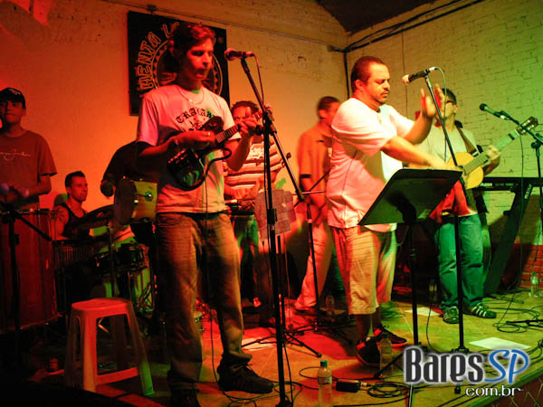 'Grupo Piração' e convidados no Pimenta Latina, zona leste de São Paulo 'Grupo Piração' e convidados no Pimenta Latina, zona leste de São Paulo