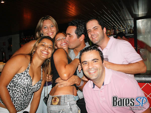 'Grupo Piração' e convidados no Pimenta Latina, zona leste de São Paulo 'Grupo Piração' e convidados no Pimenta Latina, zona leste de São Paulo
