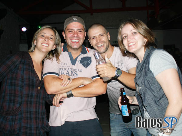 'Grupo Piração' e convidados no Pimenta Latina, zona leste de São Paulo 'Grupo Piração' e convidados no Pimenta Latina, zona leste de São Paulo