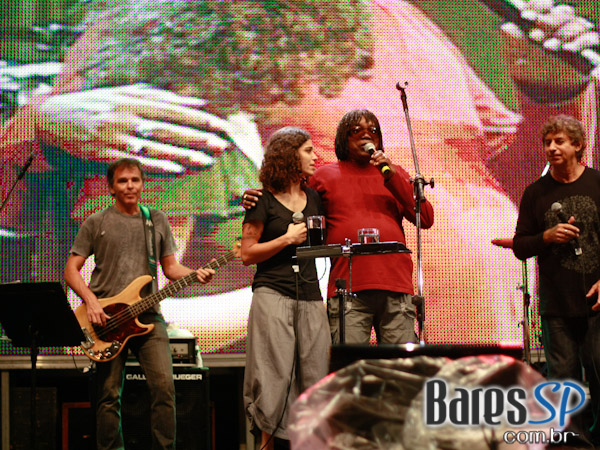 Milton Nascimento e outros shows no Aniversário de São Paulo no Museu do Ipiranga Milton Nascimento e outros shows no Aniversário de São Paulo no Museu do Ipiranga