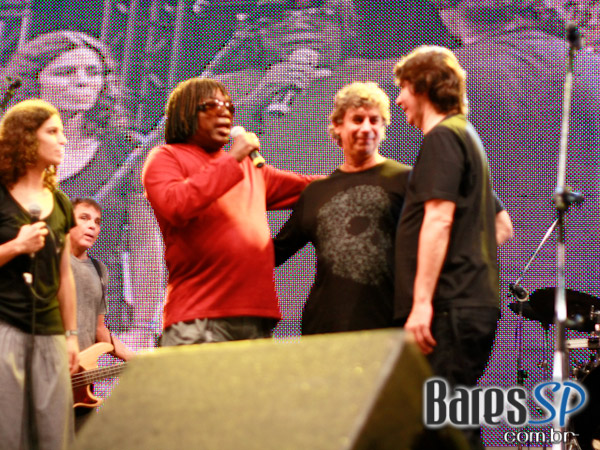 Milton Nascimento e outros shows no Aniversário de São Paulo no Museu do Ipiranga Milton Nascimento e outros shows no Aniversário de São Paulo no Museu do Ipiranga