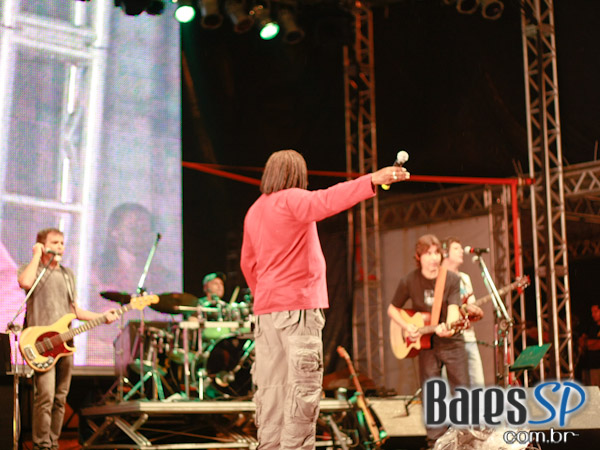 Milton Nascimento e outros shows no Aniversário de São Paulo no Museu do Ipiranga Milton Nascimento e outros shows no Aniversário de São Paulo no Museu do Ipiranga