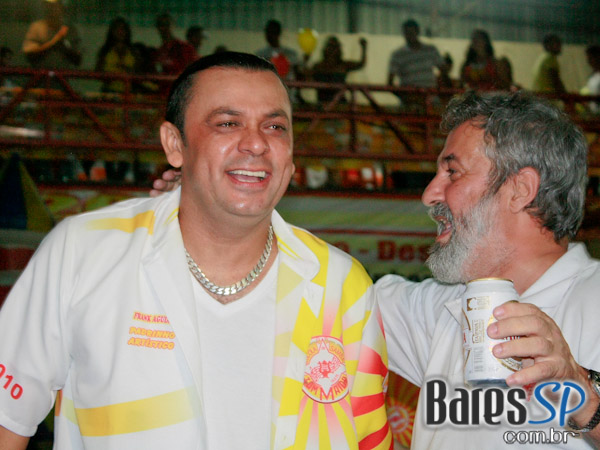 Ensaio de Carnaval na quadra Tom Maior Ensaio de Carnaval na quadra Tom Maior