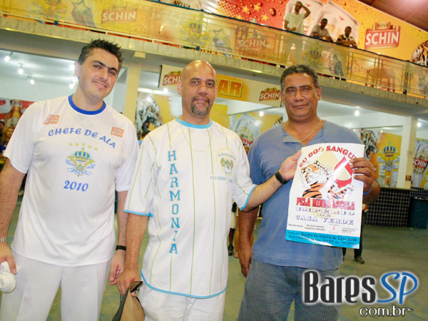 Ensaio de Carnaval na quadra da Império da Casa Verde Ensaio de Carnaval na quadra da Império da Casa Verde