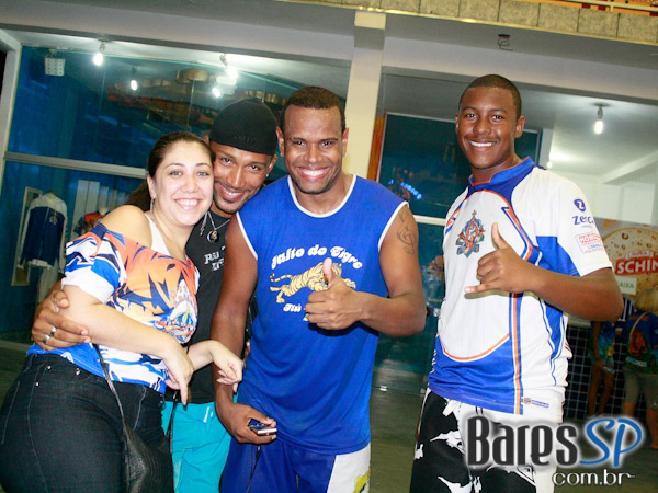 Ensaio de Carnaval na quadra da Império da Casa Verde Ensaio de Carnaval na quadra da Império da Casa Verde