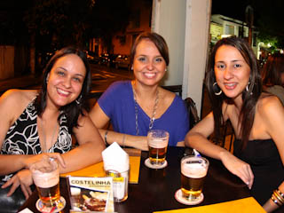 Santos Chopp esquenta o verão do litoral 