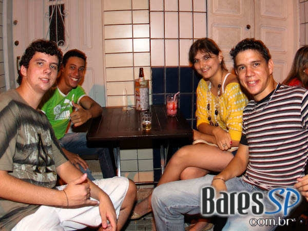 Verão 2010 no Baccará Bar & Grill Verão 2010 no Baccará Bar & Grill