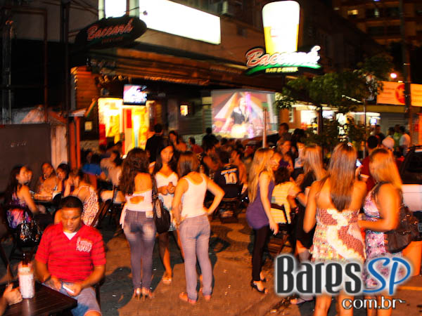 Verão 2010 no Baccará Bar & Grill Verão 2010 no Baccará Bar & Grill
