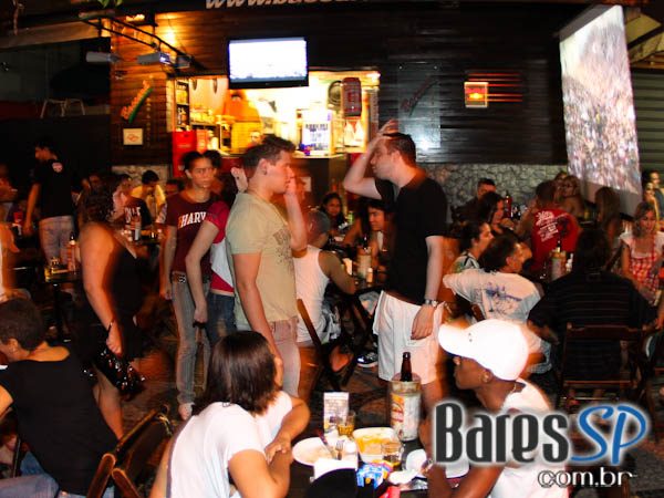 Verão 2010 no Baccará Bar & Grill Verão 2010 no Baccará Bar & Grill