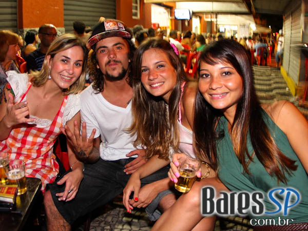 Verão 2010 no Baccará Bar & Grill Verão 2010 no Baccará Bar & Grill