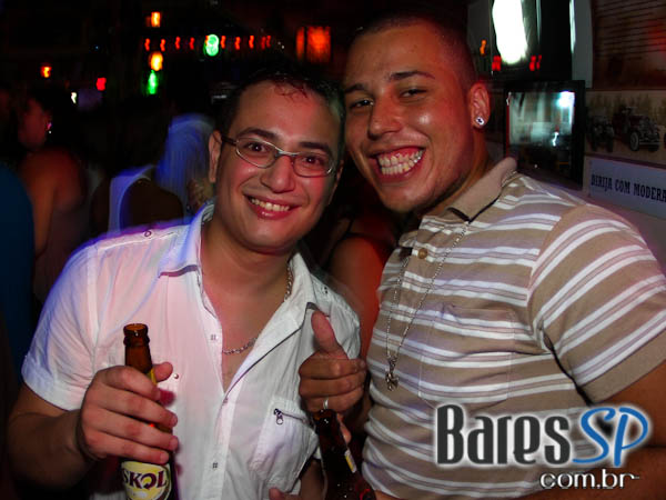 Verão 2010 no Cadillac Vintage Bar Verão 2010 no Cadillac Vintage Bar