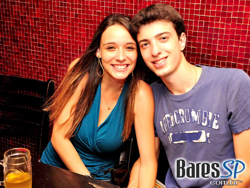Happy hour com Videokê no Opereta Bar & Videokê Happy hour com Videokê no Opereta Bar & Videokê