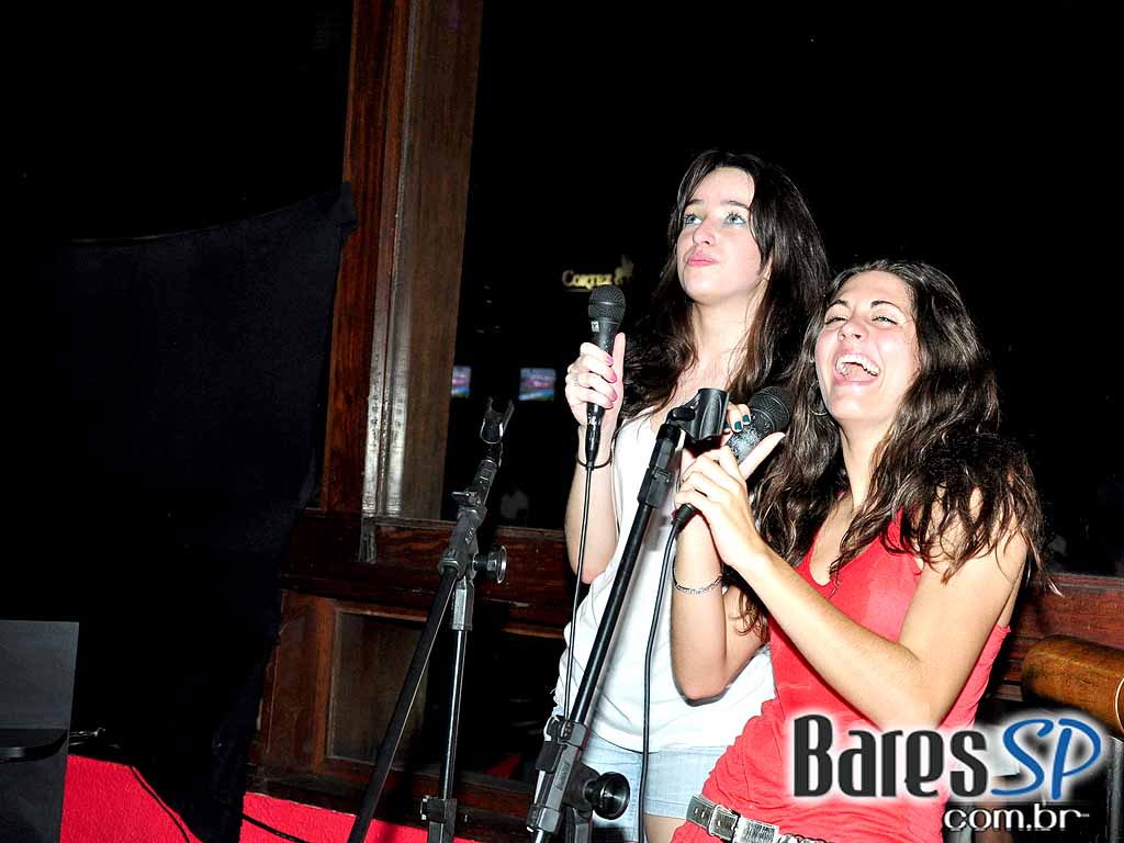 Happy hour com Videokê no Opereta Bar & Videokê Happy hour com Videokê no Opereta Bar & Videokê