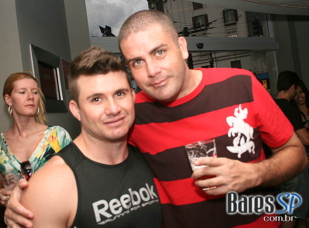 Gaviões da Fiel faz o último Esquenta para o Carnaval no Bar Brahma Centro Gaviões da Fiel faz o último Esquenta para o Carnaval no Bar Brahma Centro