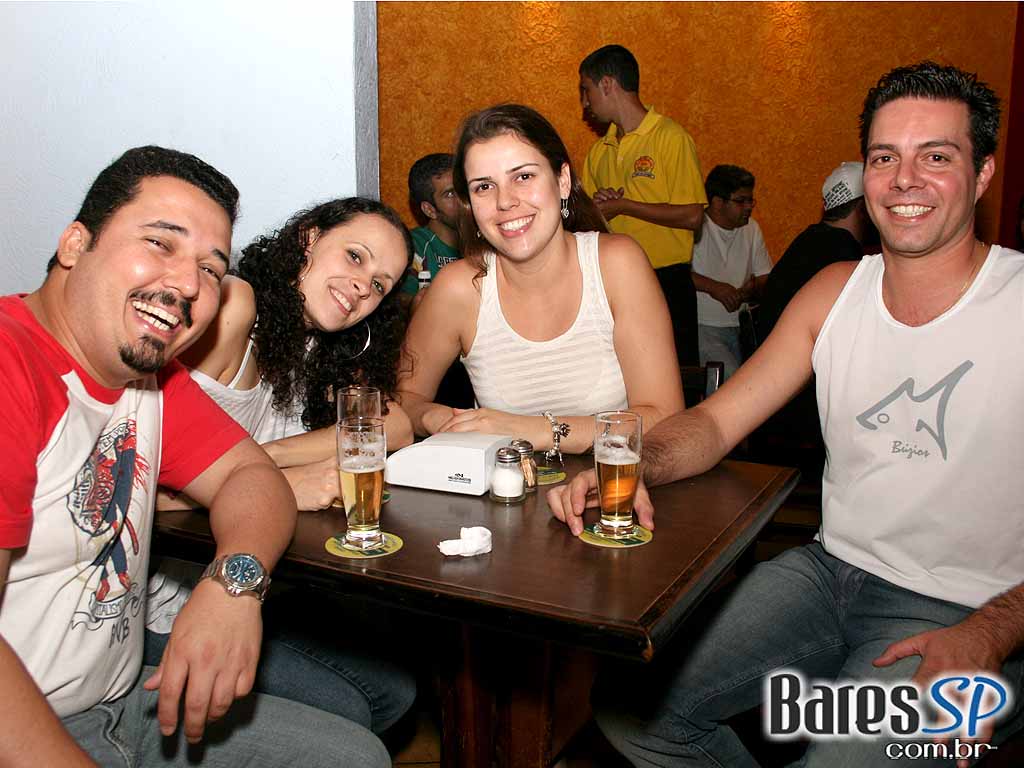 Happy Hour no Caetano' s Happy Hour no Caetano' s