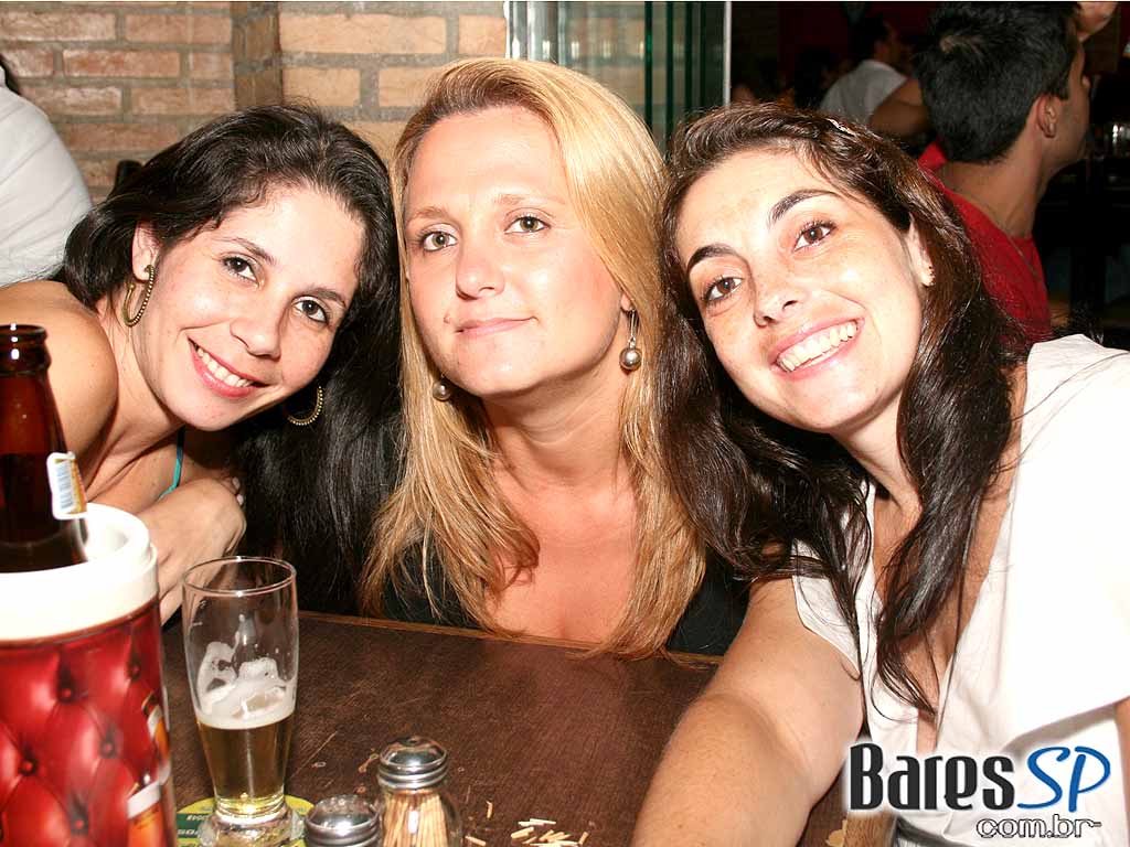 Happy Hour no Caetano' s Happy Hour no Caetano' s