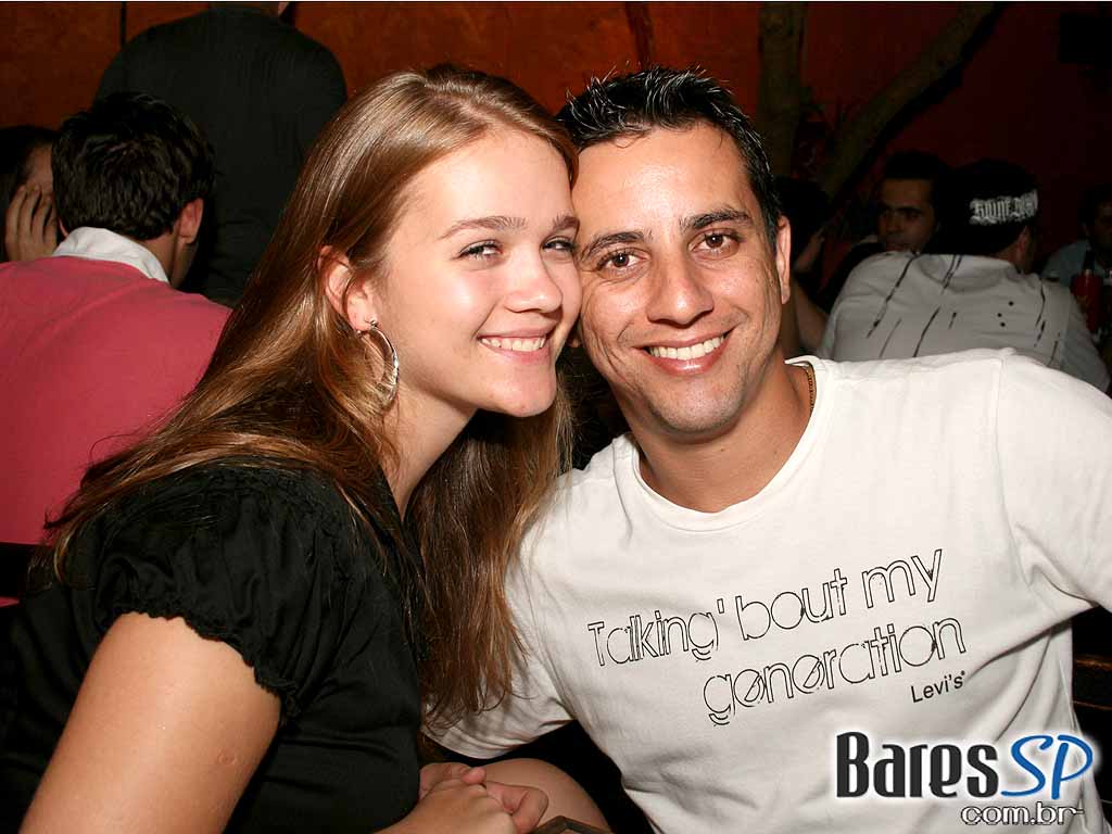 Happy Hour no Caetano' s Happy Hour no Caetano' s