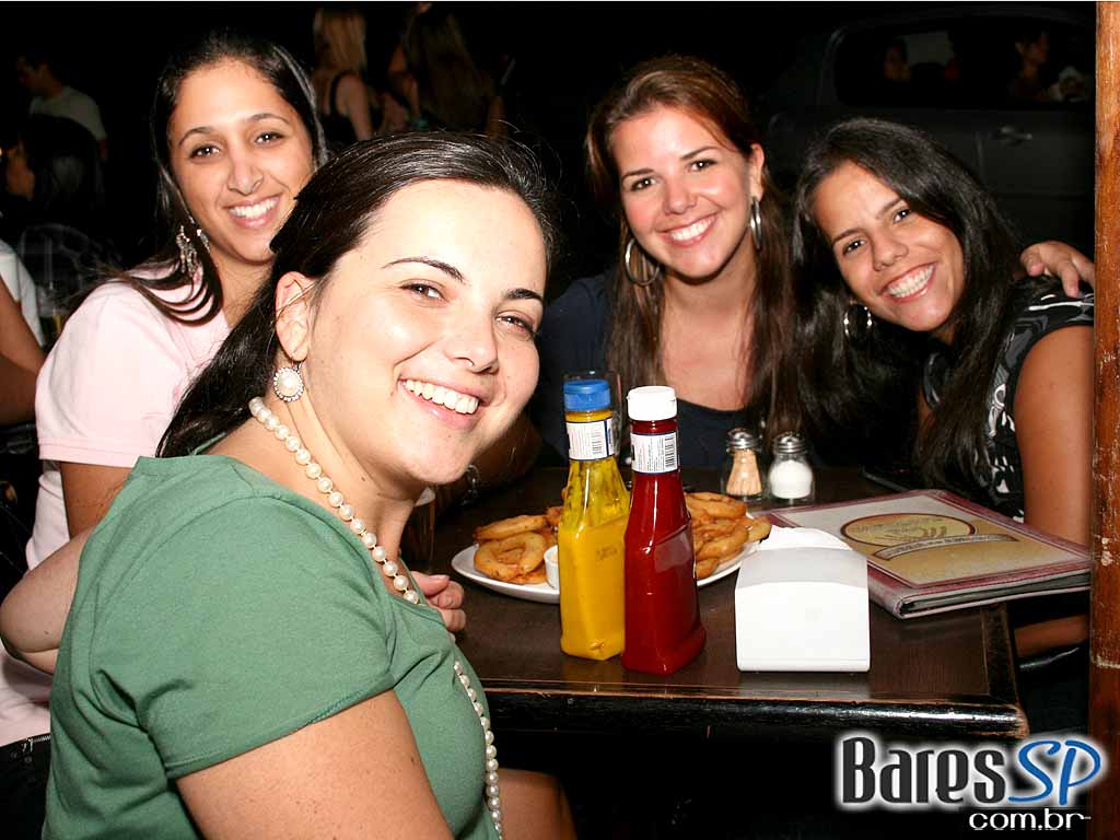 Happy Hour no Caetano' s Happy Hour no Caetano' s