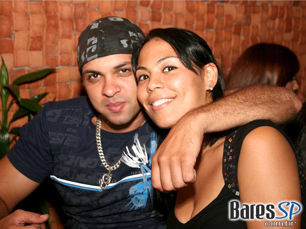 Happy Hour no Caetano' s Happy Hour no Caetano' s