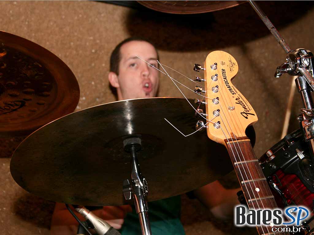 Comece o fim de semana no Café Aurora Comece o fim de semana no Café Aurora