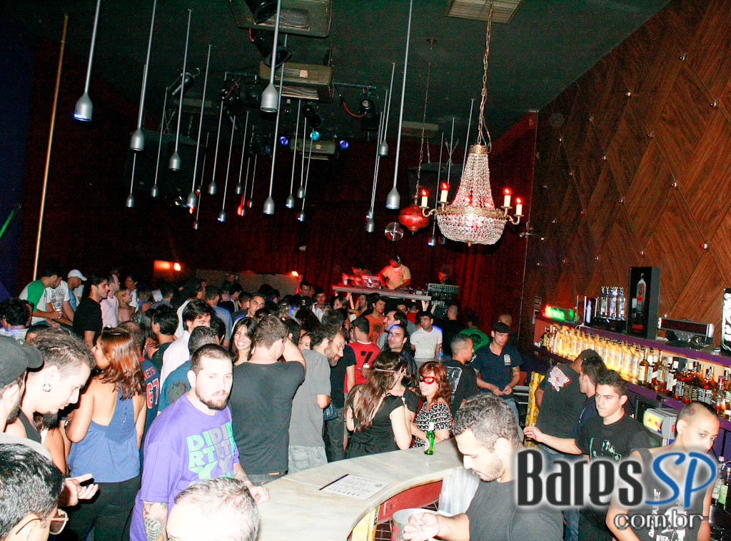 'It's Alive vs Tranqueira Baixaria' no Vegas, na Augusta 'It's Alive vs Tranqueira Baixaria' no Vegas, na Augusta