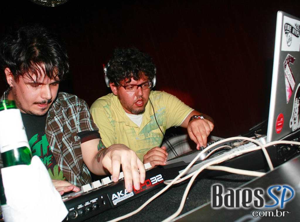 'It's Alive vs Tranqueira Baixaria' no Vegas, na Augusta 'It's Alive vs Tranqueira Baixaria' no Vegas, na Augusta