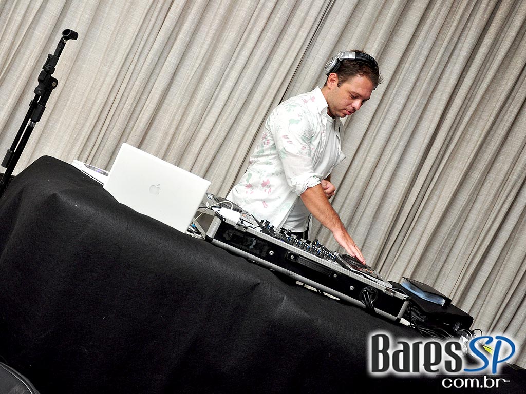 Ressaca de Carnaval promete animar o público no Jockey Club SP Ressaca de Carnaval promete animar o público no Jockey Club SP