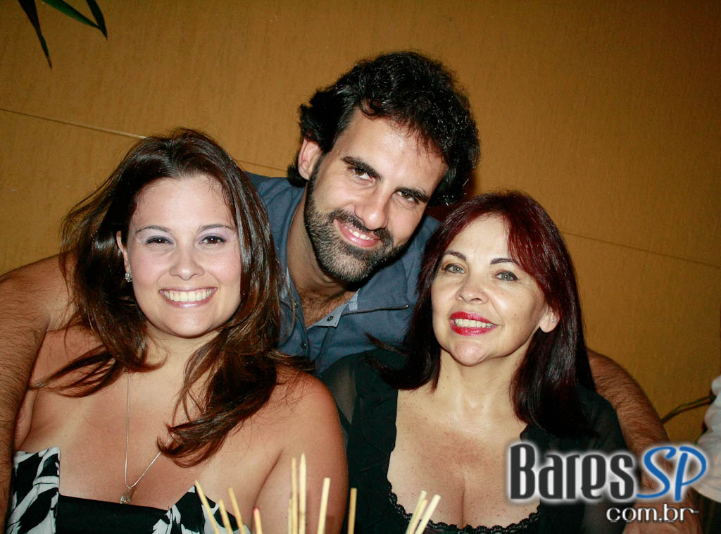 Voz e Violão no Casa do Espeto - Moema Voz e Violão no Casa do Espeto - Moema