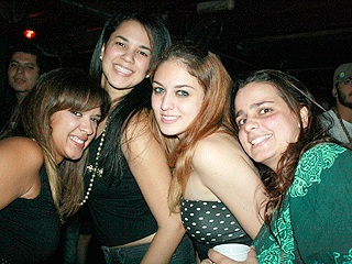 Banda Mandau no Sarajevo Club, na Augusta