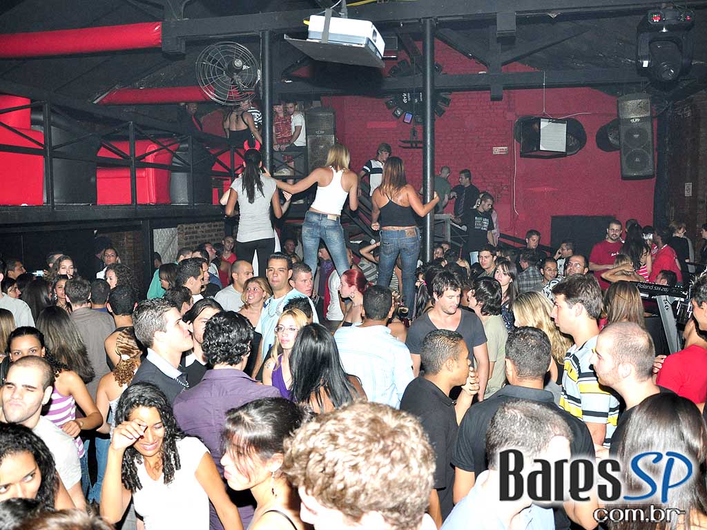 'Facul Night' no Show Bar Lounge 'Facul Night' no Show Bar Lounge