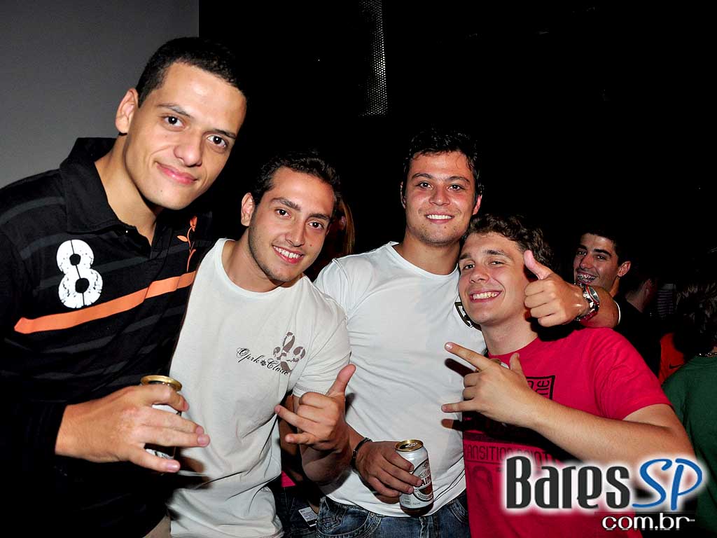 'Facul Night' no Show Bar Lounge 'Facul Night' no Show Bar Lounge