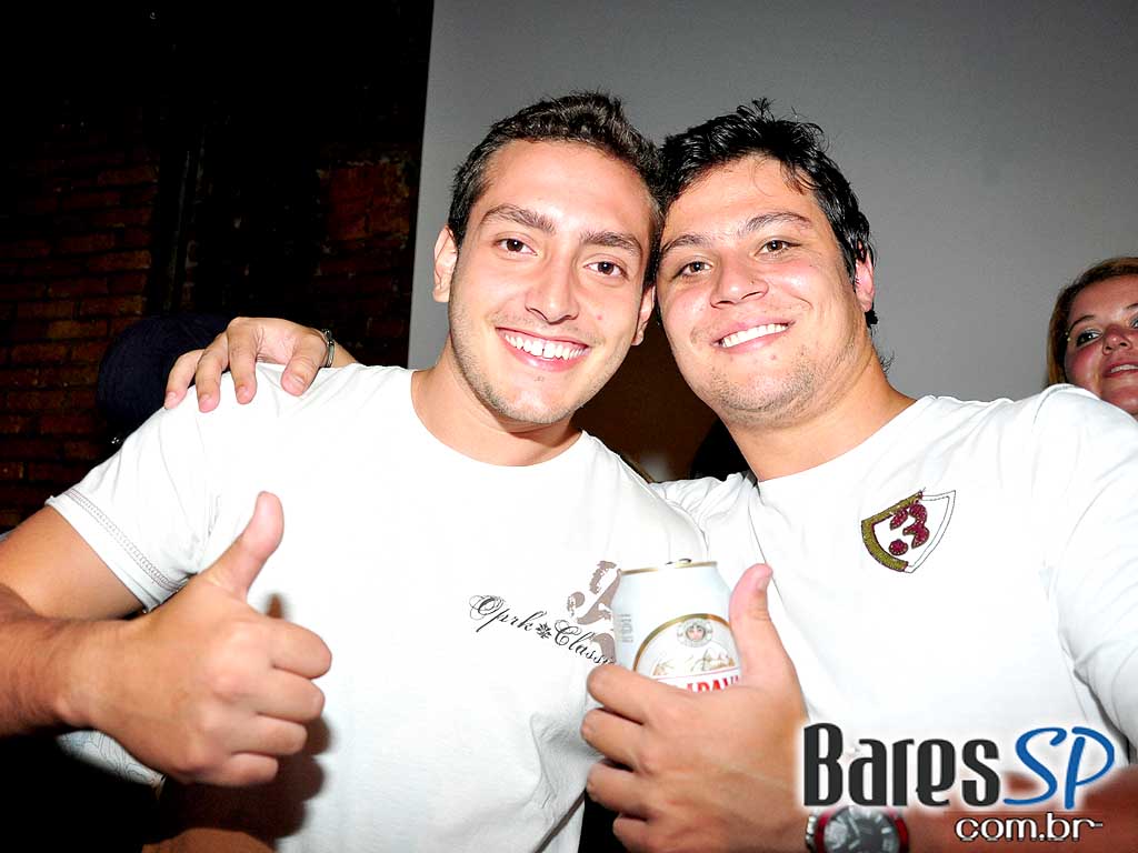 'Facul Night' no Show Bar Lounge 'Facul Night' no Show Bar Lounge