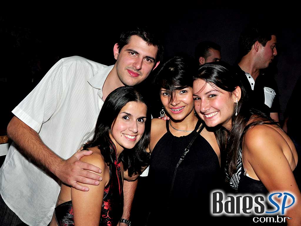 'Facul Night' no Show Bar Lounge 'Facul Night' no Show Bar Lounge