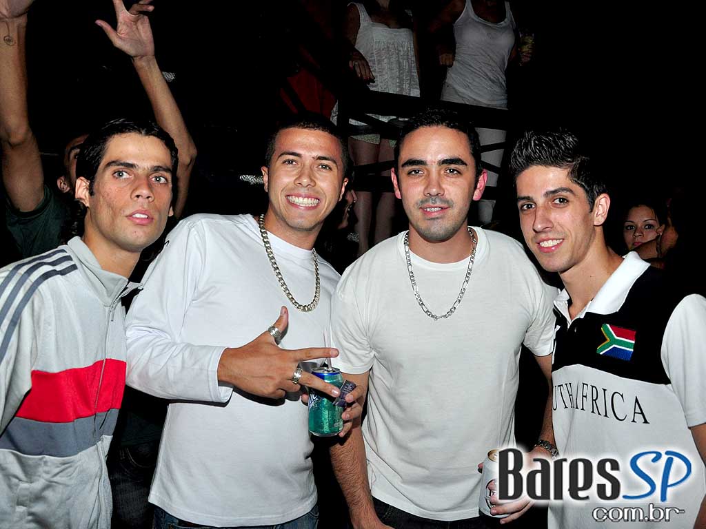 'Facul Night' no Show Bar Lounge 'Facul Night' no Show Bar Lounge