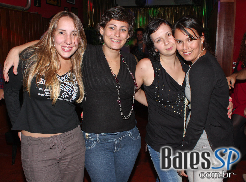 'Baile Veneno' no Astronete, centro de São Paulo 'Baile Veneno' no Astronete, centro de São Paulo